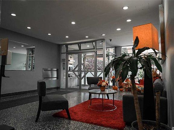 3rd image of 5425 Valles Ave APT 5P