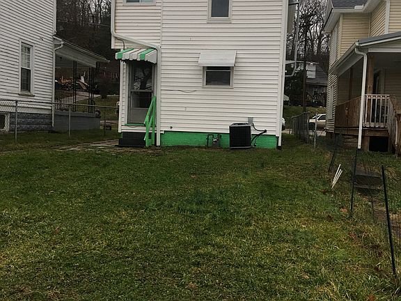 2nd image of 3611 6th Ave