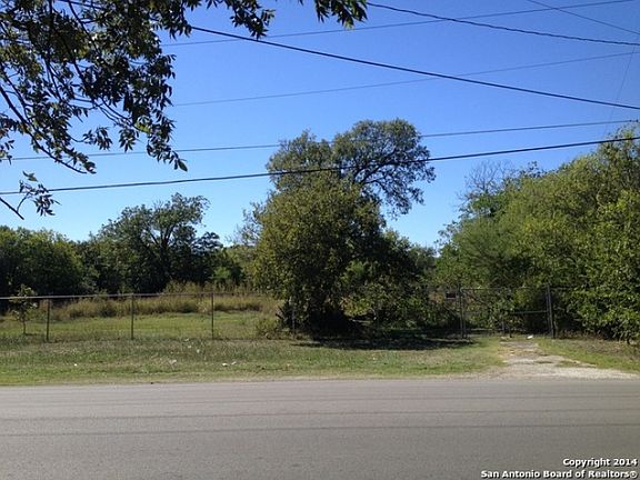 2nd image of 127 Rainbow Dr