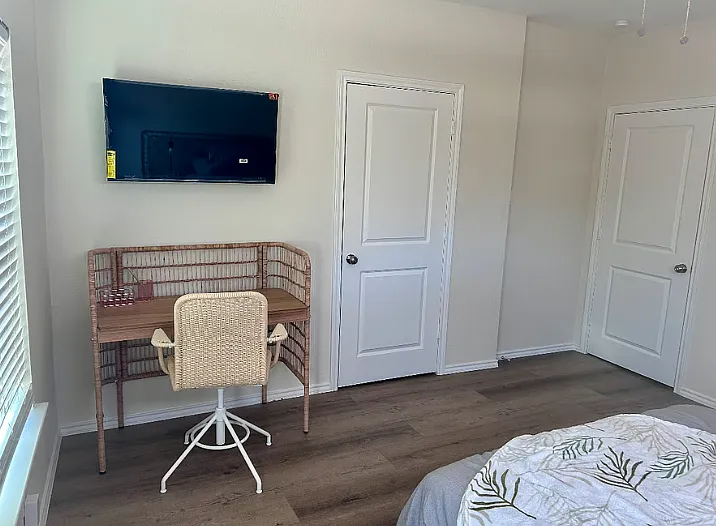 502 Potomac St — Photo 18