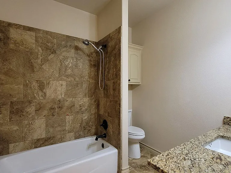 5234 Kemper St — Photo 26