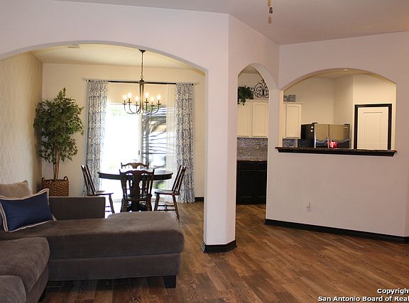 5th image of 26911 Villa Toscana