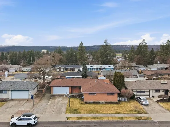 5827 N Fleming St, Spokane, WA 99205
