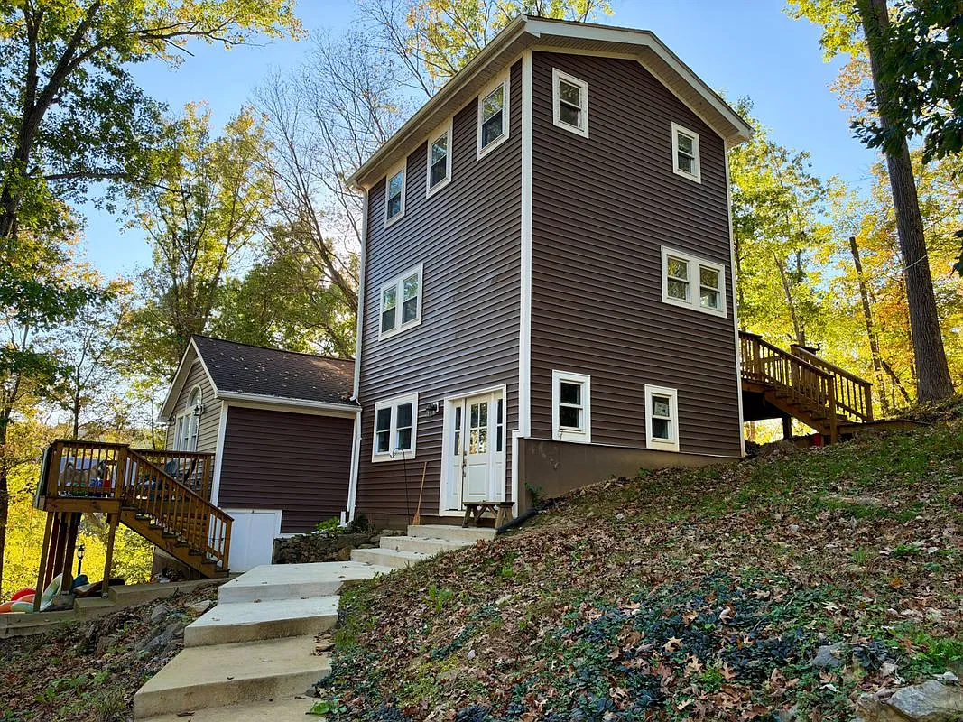 3 bed, 3.5 bath, 1748 sqft, $2,650 — Photo 2