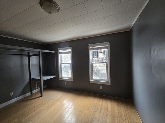 5th image of 17 Loomis St APT 1