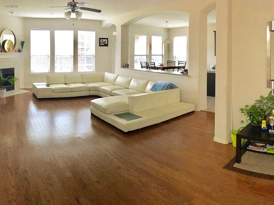 1st image of 1805 Willard Dr