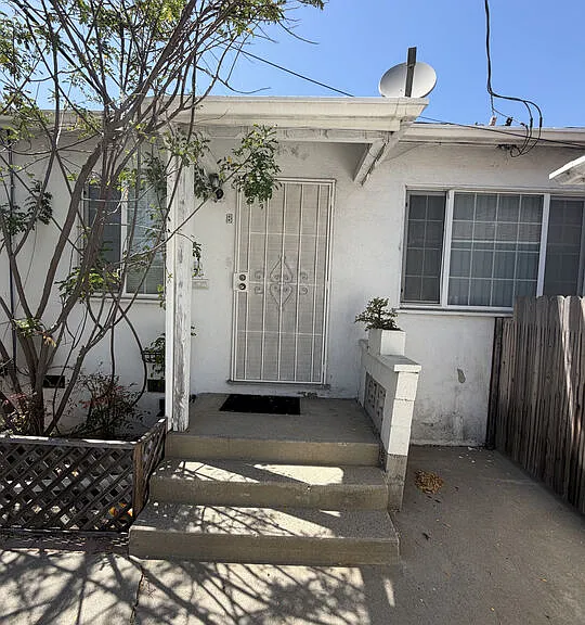 1840 10th St #B — Photo 1