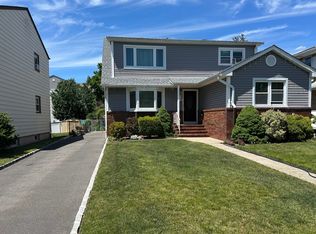 27 Cottage Pl FLOOR 1, Garfield, NJ 07026