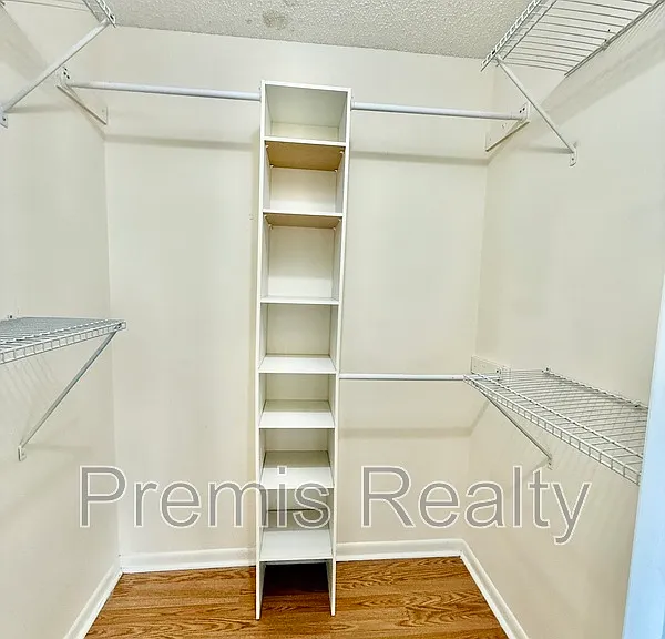747 Brook St — Photo 16