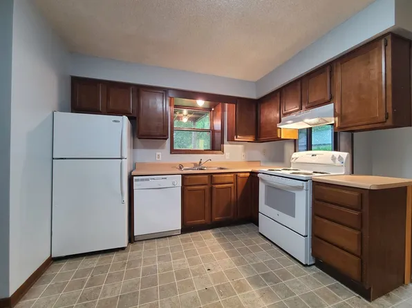 7810 Stevensville Baroda Rd #B, Baroda, MI 49101