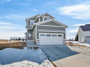 9114 S 91st Ct, West Des Moines, IA 50266