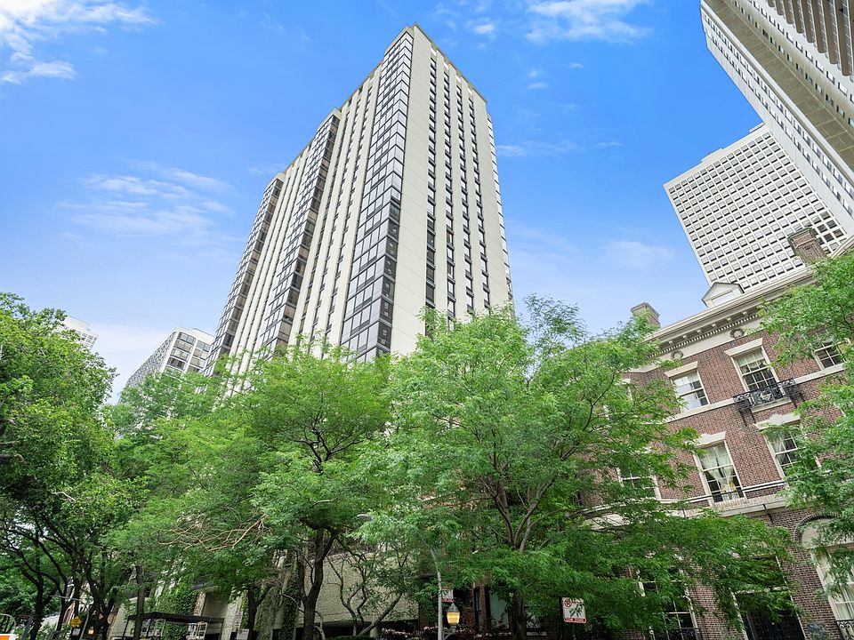 1st image of 100 E Bellevue Pl APT 8E