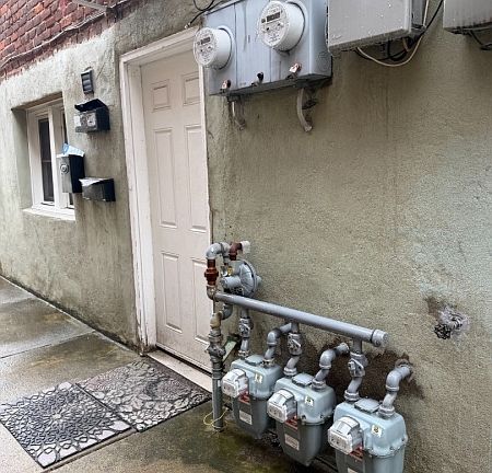 4th image of 60 Naples Ave