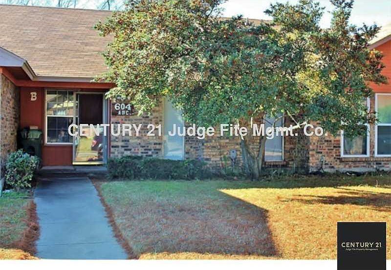 1st image of 604 Lost Springs Ct APT B