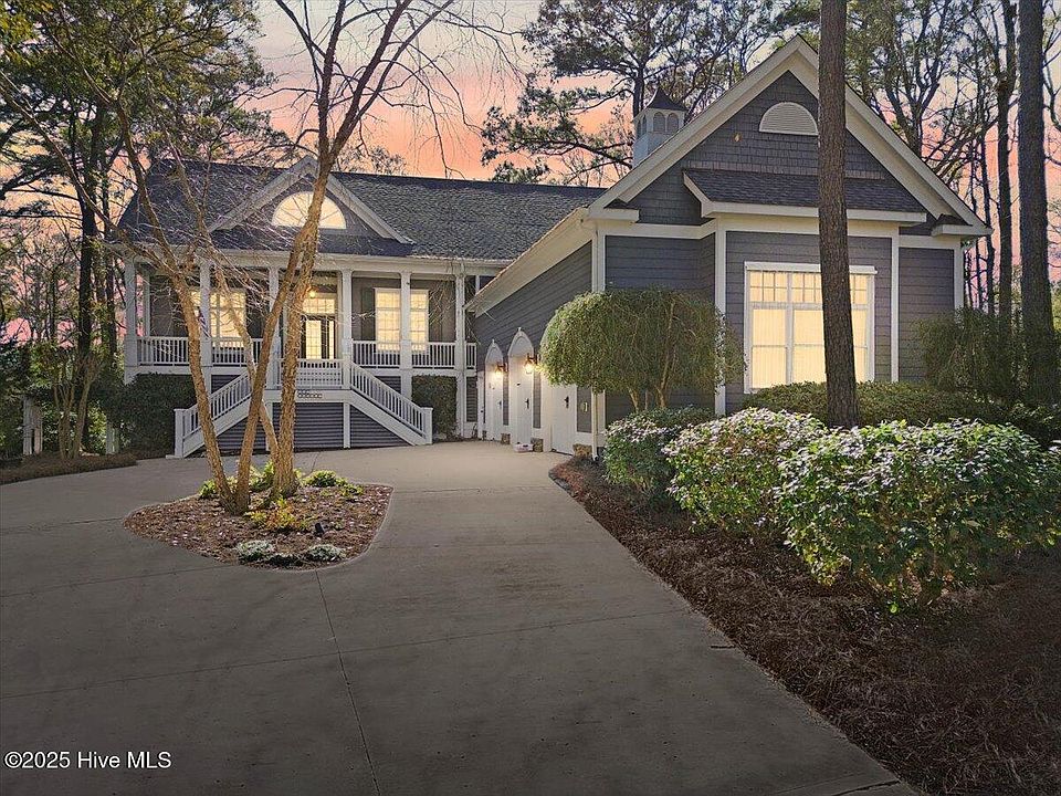 1st image of 3235 Beaver Creek Drive SE