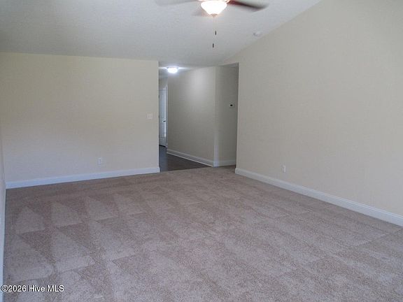 3rd image of 813 Fort Sumter Way