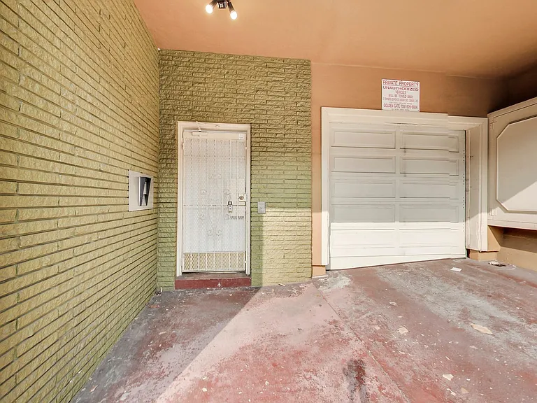 1220 Hayes St #1 — Photo 3