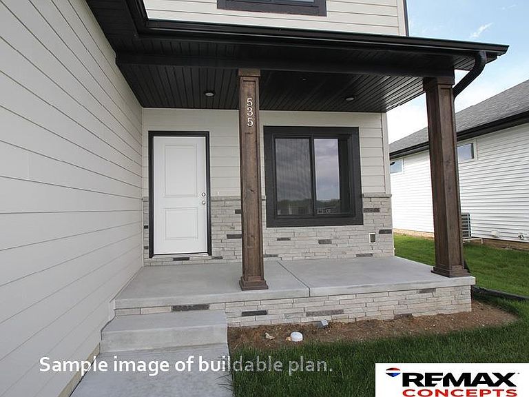 Listing photo 3
