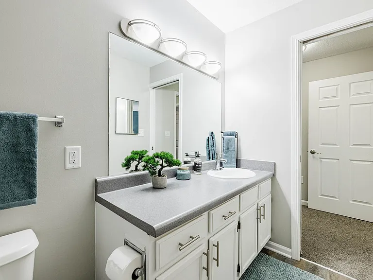 Compass Pointe — Photo 247