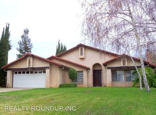 9900 N Oak Ct, Elk Grove, CA 95624