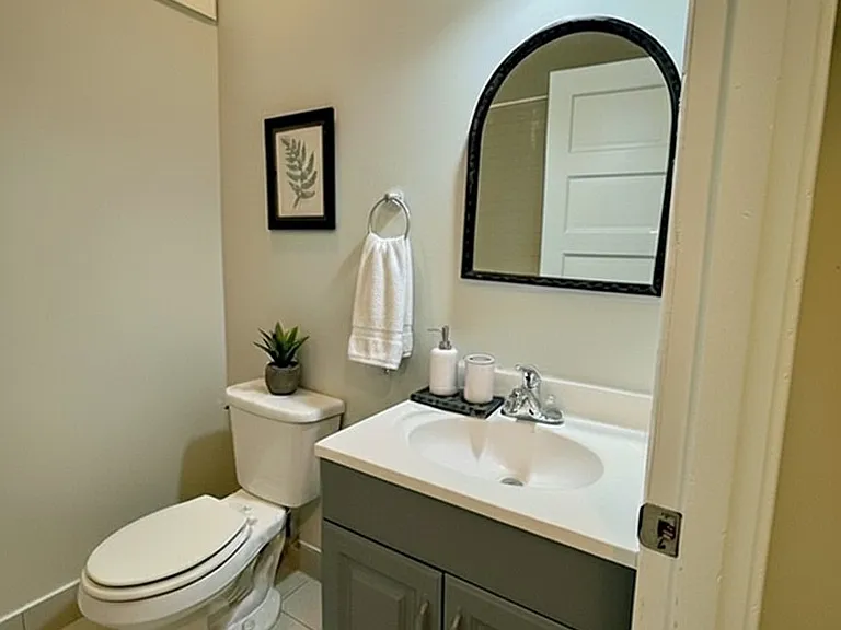 207 Adams St NE #4 — Photo 11
