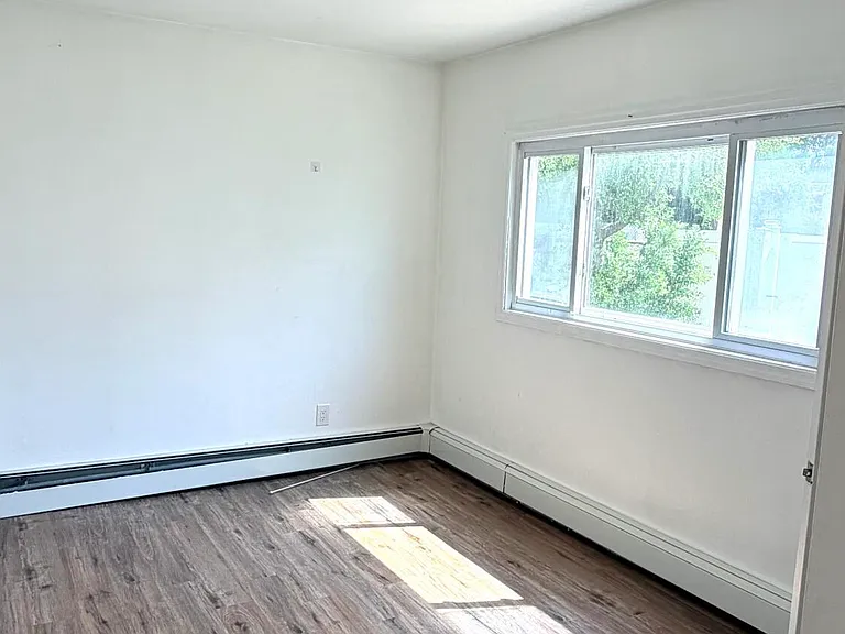 79 Longdale St #1 — Photo 6