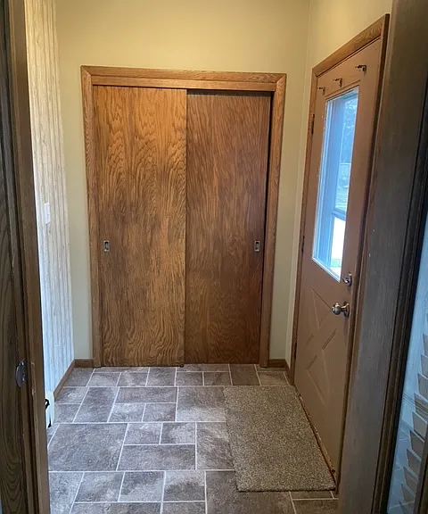N89W16061 Main St #16061 — Photo 2