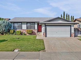15125 Cambridge Dr, Lathrop, CA