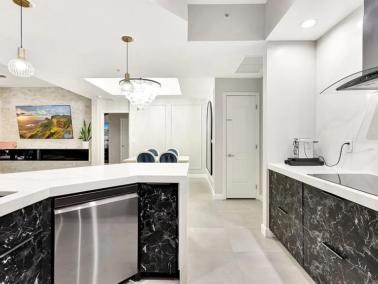 801 S Olive Ave #1018 — Photo 13