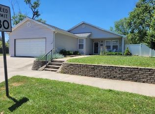 509 S Seminary St, Princeton, IN 47670