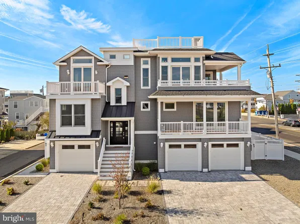 2 E 47th St, Beach Haven, NJ 08008