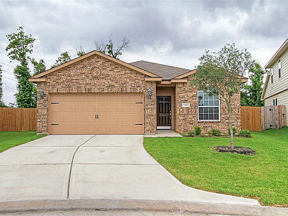Home offers great open floor plan for your family.