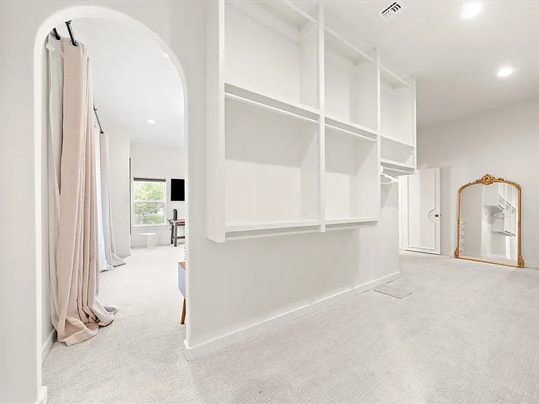 1304 Katelyn Ct — Photo 42
