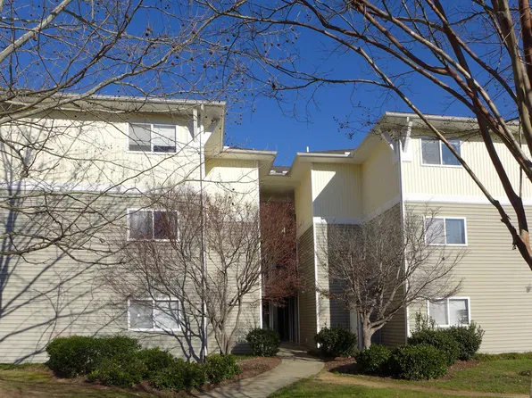 303 Smith Level Rd, Chapel Hill, NC