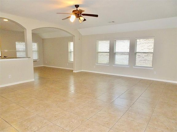 2nd image of 63 Quillwood Pl