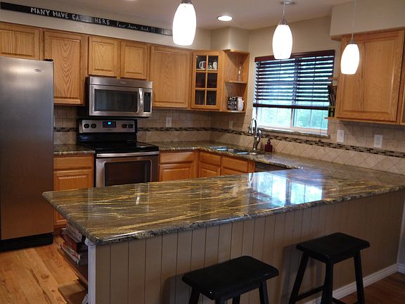 2nd image of 10436 W Fremont Pl
