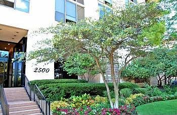 1st image of 2500 N Lakeview Ave APT 402