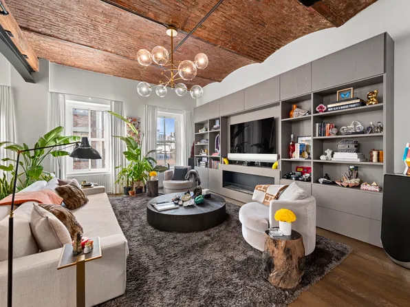 63 Greene Street image 1 of 10