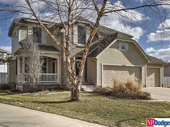 2nd image of 17001 Cottonwood Cir