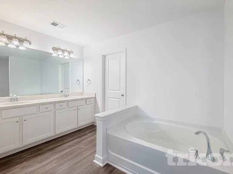 177 E Ridge Way — Photo 12