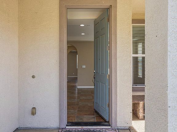 4th image of 2391 Gabriel Dr