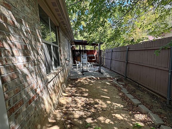 5th image of 1800 Jordan Ct