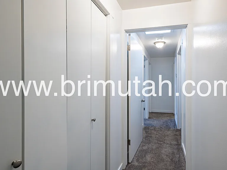 1877 E Osage Orange Ave #3 — Photo 9