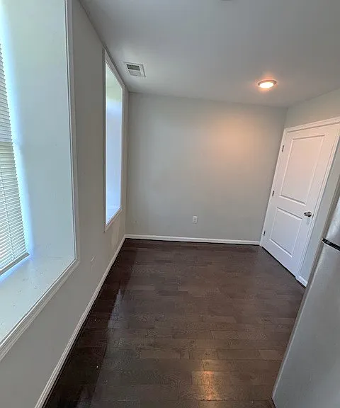 2402 Lakeview Ave #3 — Photo 12