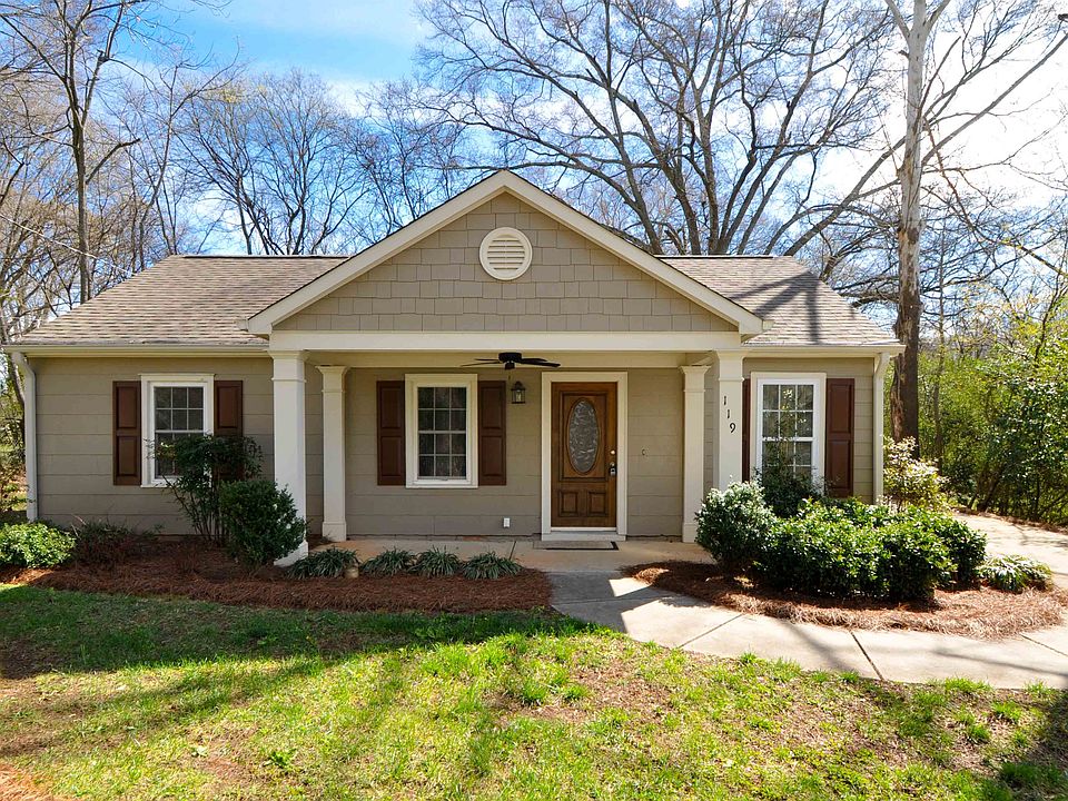 1st image of 119 Jackson Cir