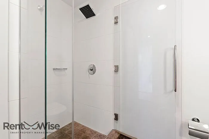 301 Mission St #15E — Photo 20