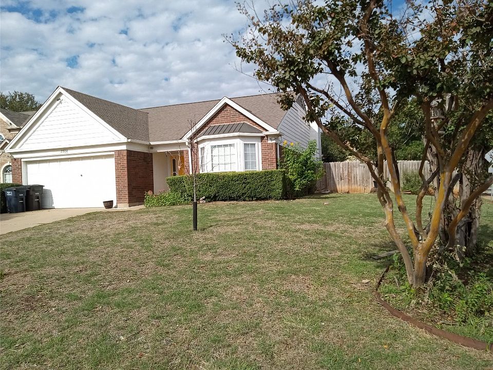 1st image of 2500 Dahlia Dr