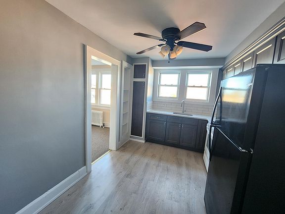 4th image of 315 Atlantic Ave APT 4