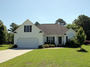 31 Scarlett Ln, Camden, SC 29020