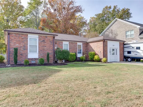 18 Margaret Drive, Hampton, VA 23669
